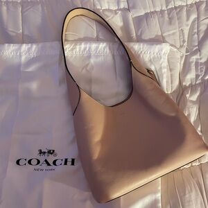 Coach Brooklyn 28 in cream